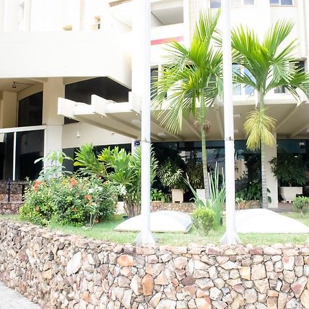 Flat Oeste La Residence Goiania Bagian luar foto