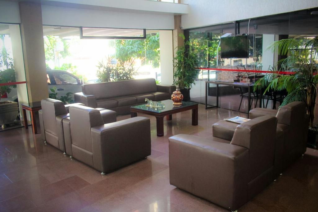 Flat Oeste La Residence Goiania Bagian luar foto